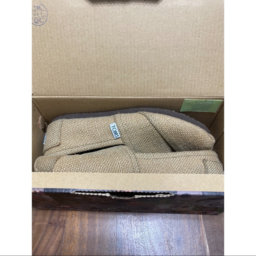 TOMS Burlap Woven Classic Shoes